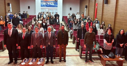 GENÇ İLETİŞİMCİLER YENİLİKÇİ FİKİRLERİYLE YARIŞTI