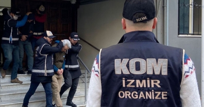 İZMİR'DEKİ OPERASYONDA GÖZALTINA ALINAN 4 FETÖ ŞÜPHELİSİ TUTUKLANDI