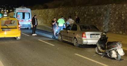 KUŞADASI'NDA YENİ YILIN İLK KAZASI: 1 YARALI
