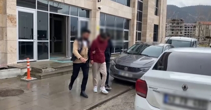 KÜTAHYA’DA 2 UYUŞTURUCU SATICISI TUTUKLANDI