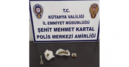 KÜTAHYA’DA BEKÇİLER 2 ŞAHSIN ÜZERİNDE UYUŞTURUCU ELE GEÇİRDİ
