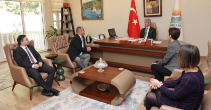 MARMARİS'TE BELEDİYE ÇALIŞANLARINA PROMOSYON MORALİ