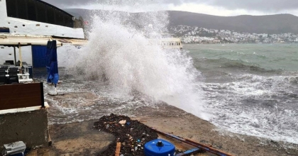 METEOROLOJİ'DEN EGE DENİZİ'NDE FIRTINA UYARISI