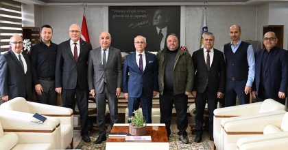 SALİHLİ BELEDİYESİ’NDE EN DÜŞÜK İŞÇİ ÜCRETİ 25 BİN LİRA OLDU  