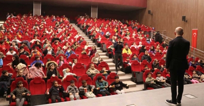 TATİLE GİREN ÖĞRENCİLERE HAYRİMATÖR HEDİYESİ