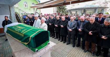 VALİ COŞKUN’UN ANNESİ SON YOLCULUĞUNA UĞURLANDI