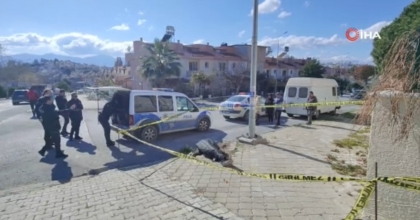 SOKAK ORTASINDA CANSIZ BEDENİ BULUNDU