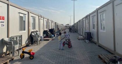 ‘DEPREM BÖLGESİNDE OTİSTİKLER YOK SAYILIYOR’