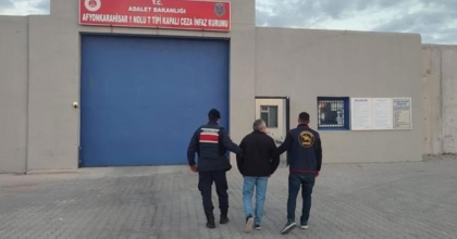 3 AYRI SUÇTAN ARANAN ŞAHIS YAKALANDI