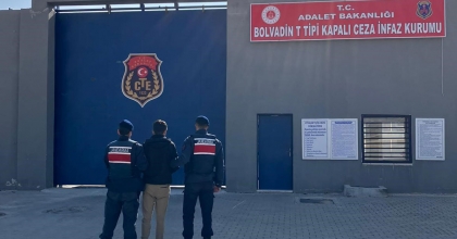 4 AYRI SUÇTAN ARANAN ŞAHSI JASAT YAKALADI