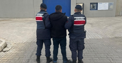 AFYONKARAHİSAR’DA ARAMASI BULUNAN ŞAHIS YAKALANDI