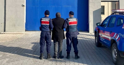 AFYONKARAHİSAR'DA KAÇAK ŞAHIS YAKALANDI  