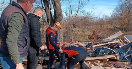 ÇÖKEN KULÜBENİN ALTINDA CAN VERDİ