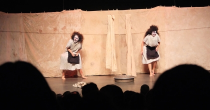 AYDIN'DA 'ŞATONUN ALTINDA' OYUNU TİYATROSEVELER İLE BULUŞTU