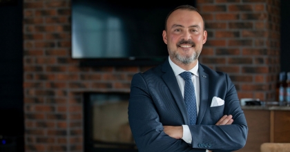 DEGİAD BAŞKAN HAKAN URHAN: DEPREM BÖLGESİNDE TOPARLANMA 2026'YI BULACAK