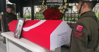 MENDERES’İN ÖZEL KALEM MÜDÜRÜ TARI, SON YOLCULUĞUNA UĞURLANDI