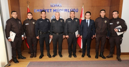 HIRSIZLARI SUÇÜSTÜ YAKALAYAN EMNİYET MENSUPLARI ÖDÜLLENDİRİLDİ