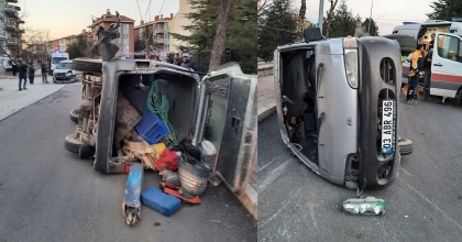 İKİ ARACIN ÇARPIŞTIĞI KAZADA 4 KİŞİ YARALANDI