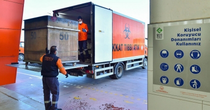 İZMİR’DE 4 YILDA 30 BİN TONUN ÜZERİNDE TIBBİ ATIK EVSEL ATIĞA DÖNÜŞTÜRÜLDÜ