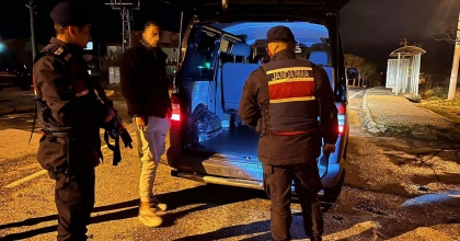 İZMİR’DE HUZUR DENETİMİ: 47 KİŞİ YAKALANDI