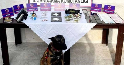 JANDARMA MANİSA'DA ZEHİR TACİRLERİNE GÖZ AÇTIRMIYOR: 62 GÖZALTI