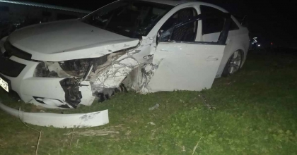 MANİSA'DA OTOMOBİL VE MİNİBÜS ÇARPIŞTI: 5 YARALI  