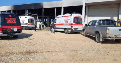 MANİSA’DA YANGIN SIRASINDA GÖÇÜK ALTINDA KALAN 2 İŞÇİ HAYATINI KAYBETTİ  