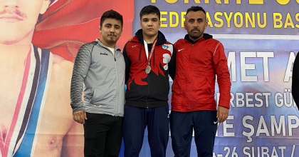 MERKEZEFENDİLİ GENÇ SPORCU MİLLİ TAKIM’DA