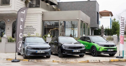 OPEL’İN ELEKTRİKLİ ARAÇLARI DENİZLİ’DE TANITILDI