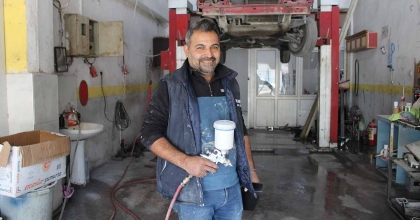 OTOMOBİL TUTKUNLARI ESNAFIN YÜZÜNÜ GÜLDÜRÜYOR