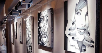 SİYAH BEYAZ SERGİ BEĞENİ TOPLADI