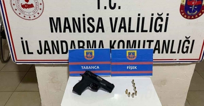 ŞÜPHELİ ŞAHSIN ÜZERİNDEN TABANCA ÇIKTI  