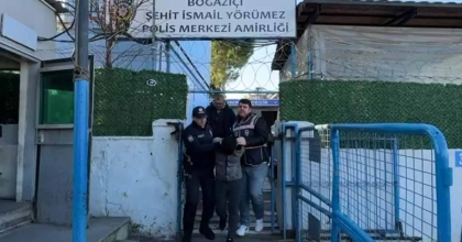 TAKSİCİNİN SIRTINA MAKAS SAPLAYAN ZANLI TUTUKLANDI  