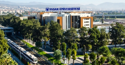 YAŞAR ÜNİVERSİTESİ, ULUSLARARASI KENT ÜNİVERSİTESİ OLMA YOLUNDA İLERLİYOR