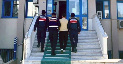 YAŞINDAN FAZLA SUÇ KAYDI VAR