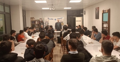 MÜFTÜ PAMUKLU'DAN FİLİSTİNLİ ÖĞRENCİLERE HEDİYE