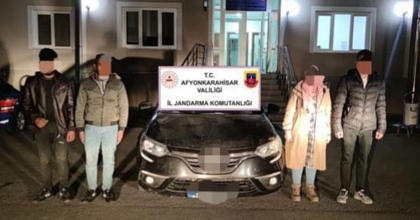 AFYONKARAHİSAR’DA 3 DÜZENSİZ GÖÇMEN YAKALANDI