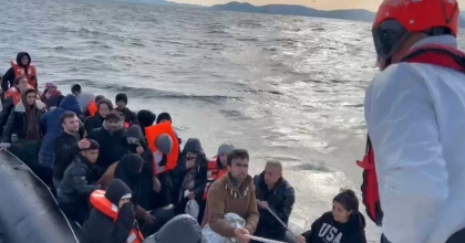 23 DÜZENSİZ GÖÇMEN KURTARILDI