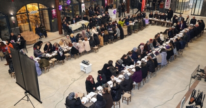 ZÜMRA KADINLARI “YÖRESEL ÜRÜNLER ÇARŞISI”NDA