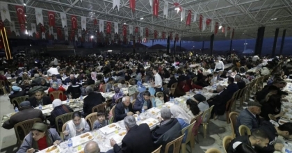 HONAZ BELEDİYESİ’NDEN 22 MAHALLEDE 16 İFTAR