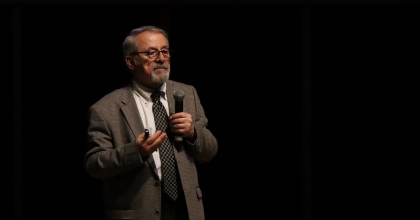 PROF. DR. NACİ GÖRÜR İZMİR’DE KONUŞTU