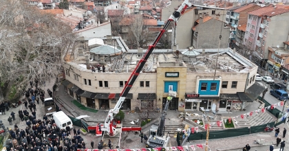 KÜTAHYA ULU CAMİİ’NİN ÖNÜ AÇILDI