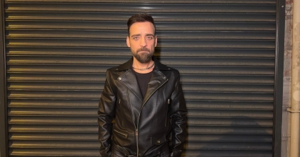 SANATÇI HÜSEYİN CENGİZ ÖMÜR DEDİĞİN PARÇASINI YORUMLADI