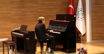 ALANYA EN İYİ PİYANİSTLERİ ARIYOR