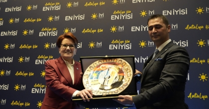 AKŞENER ANTALYA ADAYLARINA DESTEK İSTEDİ