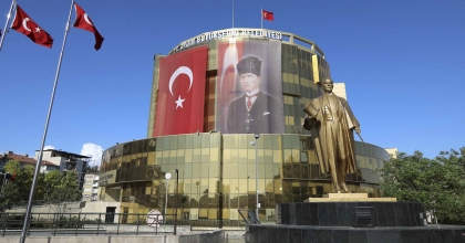 AYDIN BÜYÜKŞEHİR BELEDİYESİ'NDEN YENİ UYGULAMA: REFAKATÇİ HİZMETLERİ