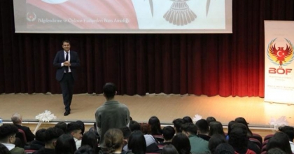 BİN 170 ÖĞRENCİYE KONFERANS VERİLDİ