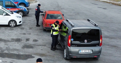 BOLVADİN’DE DRON DESTEKLİ TRAFİK VE ASAYİŞ DENETİMİ