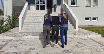 ÇEŞİTLİ SUÇLARDAN ARANAN 2 ŞAHIS, AYDIN’DA YAKALANDI