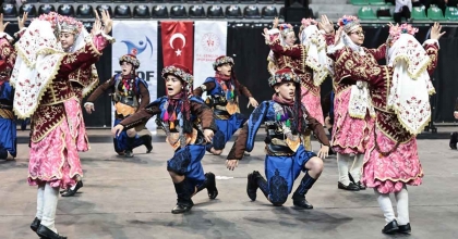 DENİZLİ’DE HALK OYUNLARI ŞÖLENİ YAŞANACAK 
